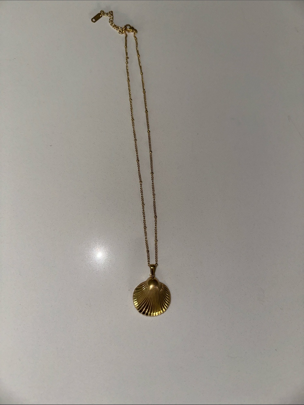 NEW Louise Carter “Destin” gold shell chain boho layering necklace - Picture 4 of 8